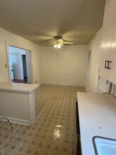 204 N Howe St in Lampasas, TX - Building Photo - Building Photo