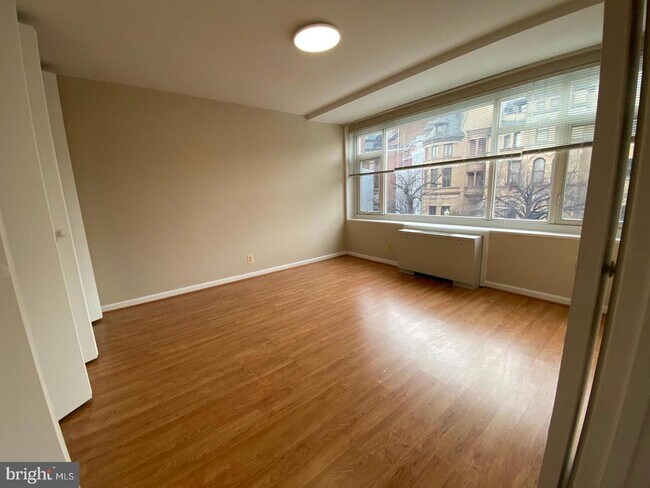 1545 18th St NW in Washington, DC - Building Photo - Building Photo