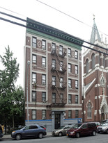 432 E 156th St in Bronx, NY - Building Photo