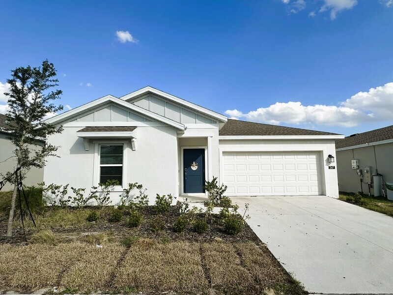 347 Loch Ct in Davenport, FL - Building Photo