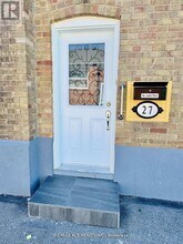27 Tansley Ave in Toronto, ON - Building Photo - Building Photo