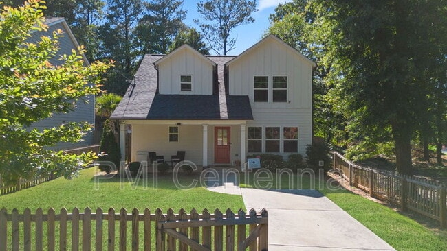 property at 1120 Wedgewood Dr NW