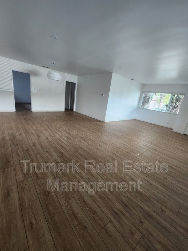 1835 Lake St in Glendale, CA - Building Photo - Building Photo