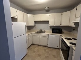 58 Branch Turnpike in Concord, NH - Building Photo