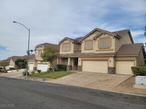 94 Glendive St in Henderson, NV - Building Photo - Building Photo