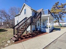 1325 Jefferson Ave in Shelbyville, IN - Building Photo