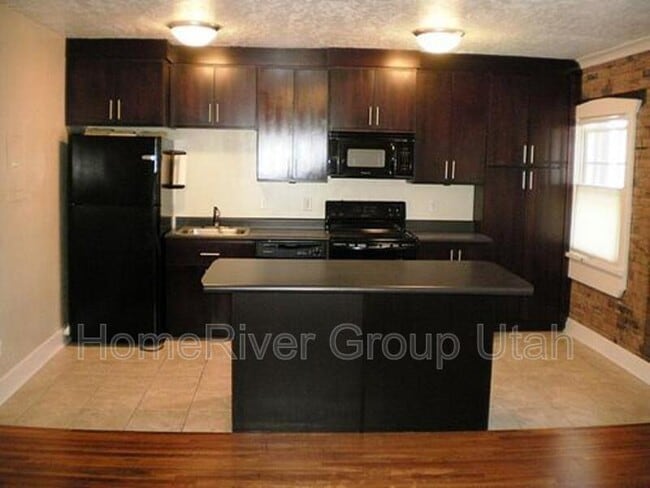 555 E 100 S in Salt Lake City, UT - Building Photo - Building Photo