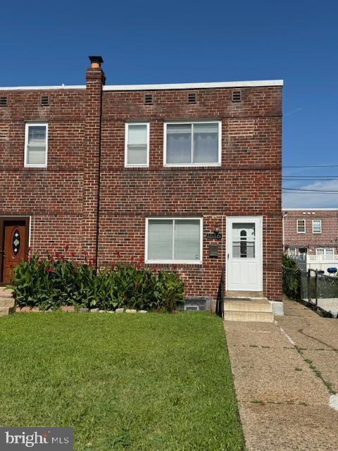 property at 1516 N 10th St