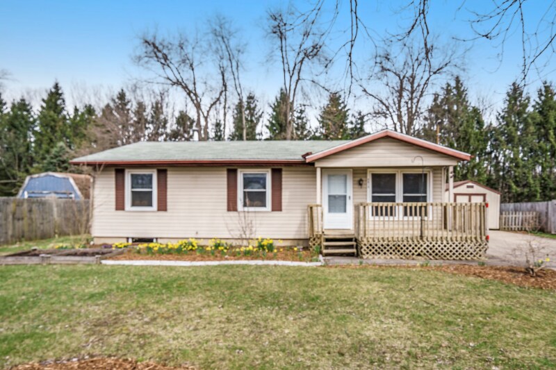 3815 Florinda Ave in Portage, MI - Building Photo