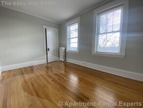 156-158 Summer St in Somerville, MA - Building Photo - Building Photo