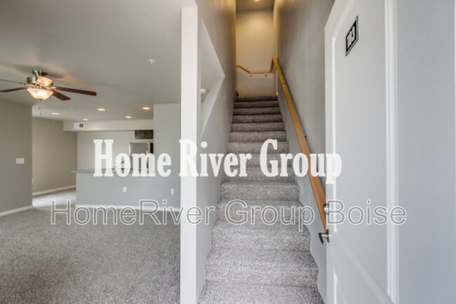 949 E Travel Ln in Kuna, ID - Building Photo - Building Photo