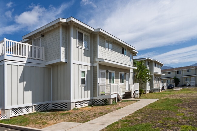Ma'ili Beach Place in Waianae, HI - Building Photo - Building Photo