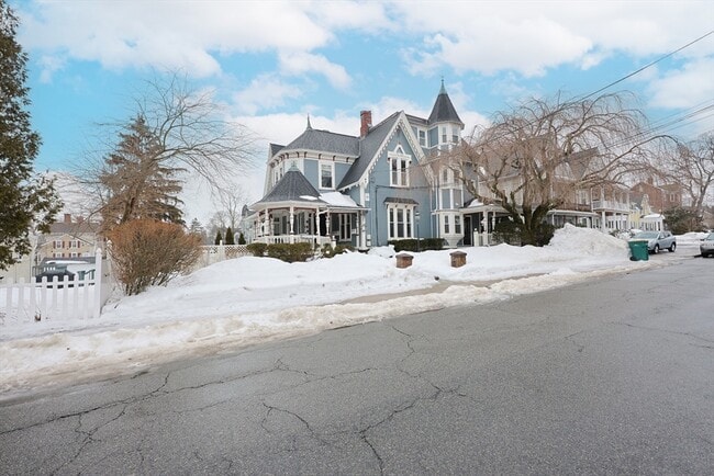 property at 34 High St