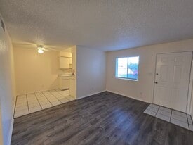 Randolph Place Apartments in Tucson, AZ - Building Photo