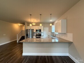 9801 Nature Creek Blvd in Bellview, FL - Building Photo - Building Photo