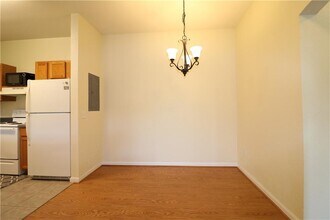 447 W Longleaf Dr in Auburn, AL - Building Photo - Building Photo