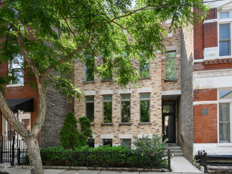 840 N Wolcott Ave in Chicago, IL - Building Photo
