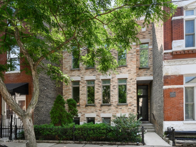 property at 840 N Wolcott Ave