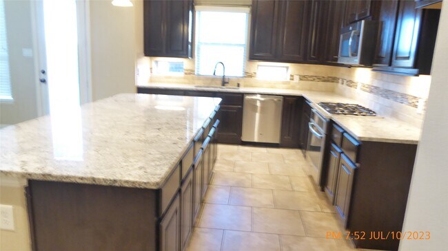 property at 21710 Avalon Queen Dr
