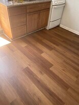 1611 103rd Ave, Unit A beautiful, one bedroomI in Oakland, CA - Building Photo