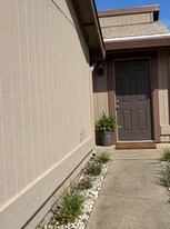 2405-2409 S Whitney Blvd in Rocklin, CA - Building Photo