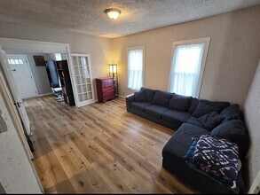 578 2nd Ave in Aurora, IL - Building Photo - Building Photo