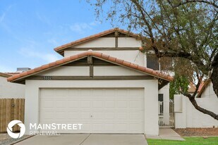 5032 W Gelding Dr in Glendale, AZ - Building Photo