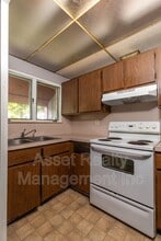 102 Walnut Ln in Oak Ridge, TN - Building Photo - Building Photo