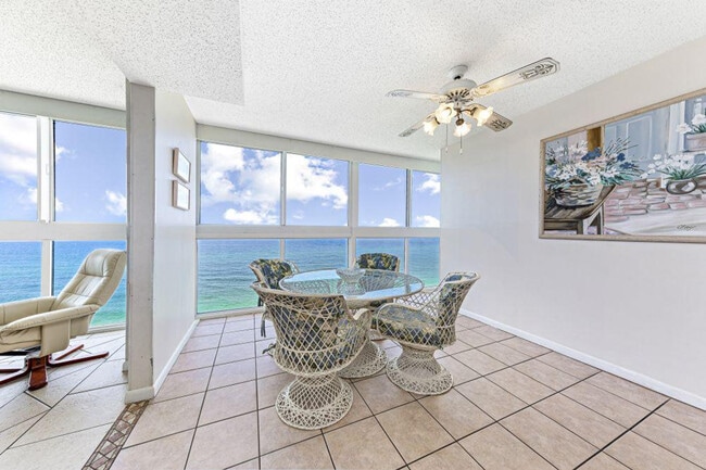 1007 W Beach Blvd in Gulf Shores, AL - Building Photo - Building Photo