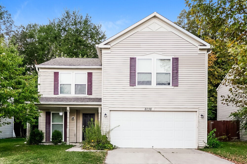 8038 Retreat Ln in Indianapolis, IN - Building Photo