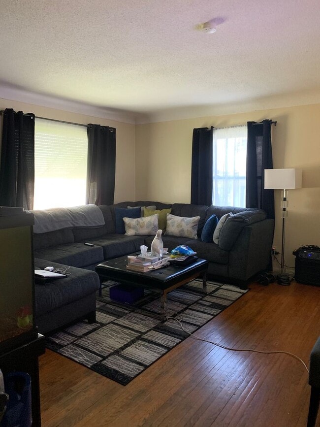 3730 N Lyndale Ave in Minneapolis, MN - Building Photo - Building Photo
