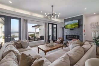 1128 Thurman Bluff Dr in Spicewood, TX - Building Photo - Building Photo