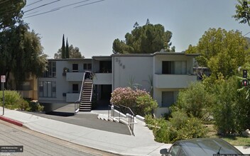 Kabir Apts (Montrose) in Montrose, CA - Foto de edificio - Building Photo
