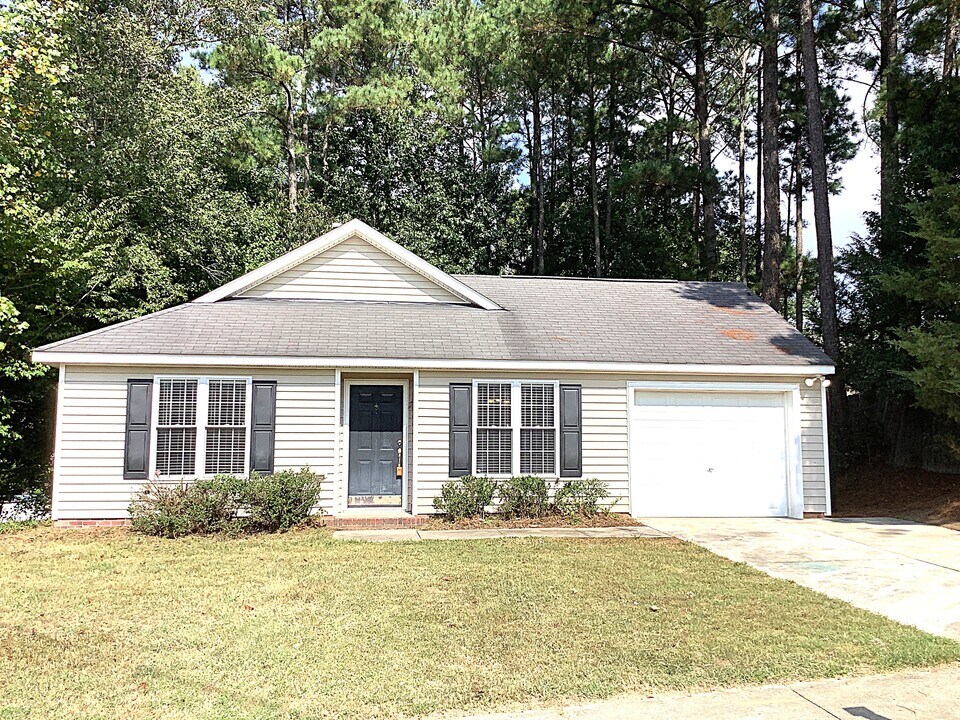 4004 Pearl Rd in Raleigh, NC - Building Photo