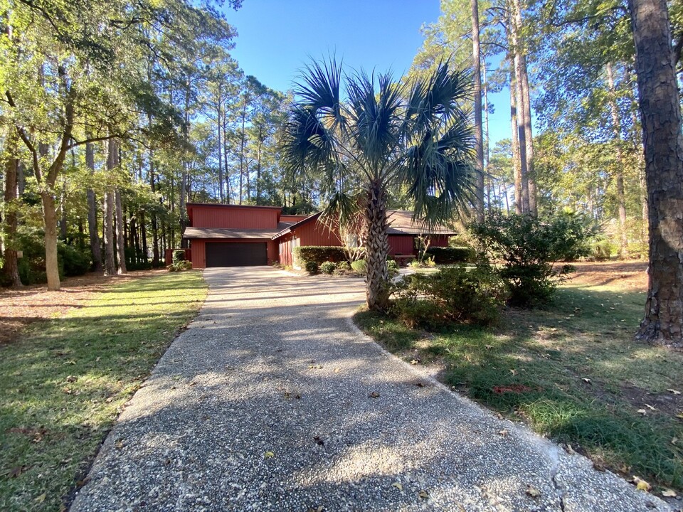 138 High Bluff Rd in Hilton Head Island, SC - Building Photo