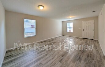 5215 Missouri Ave in Jacksonville, FL - Building Photo - Building Photo