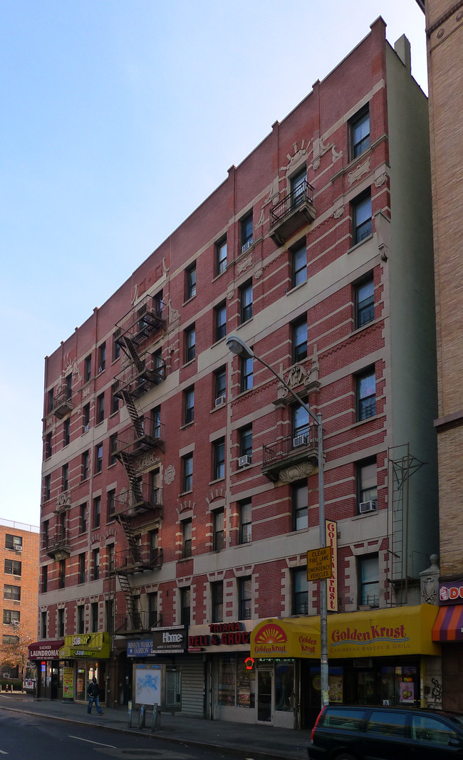 2085 Lexington Ave in New York, NY - Foto de edificio - Building Photo