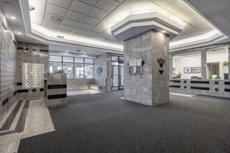 Bona Vista Apartments in Ottawa, ON - Building Photo - Lobby