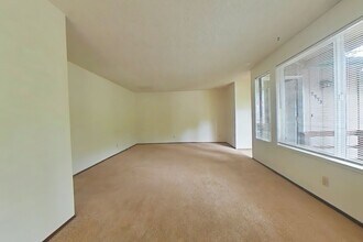 2995 NW Glenridge Dr in Corvallis, OR - Building Photo - Building Photo
