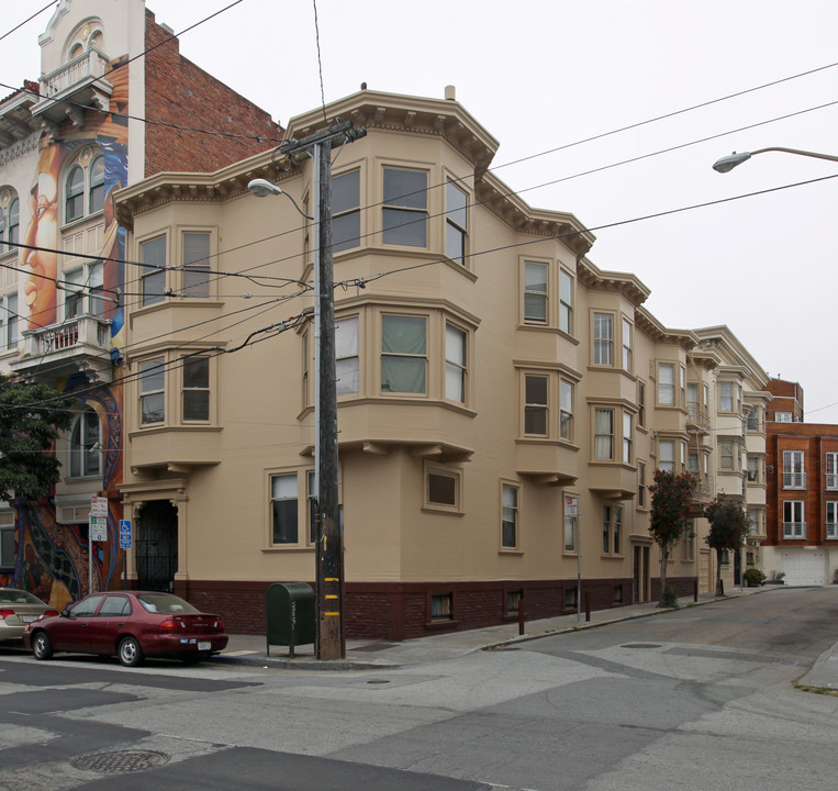 3551 18th St in San Francisco, CA - Foto de edificio