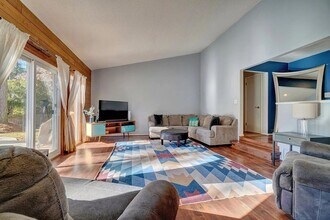 700 Montebello Cir in Chesapeake, VA - Building Photo - Building Photo