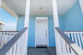 23919 Termini-San Luis Pass Rd in Galveston, TX - Building Photo - Building Photo