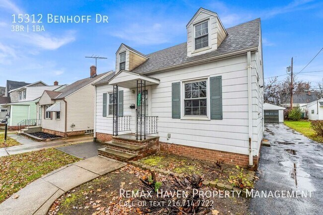 15312 Benhoff Dr in Maple Heights, OH - Building Photo - Building Photo