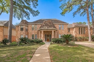 18307 Champion Forest Dr in Spring, TX - Building Photo