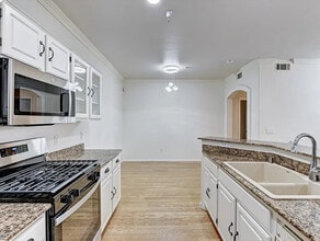 5855 Valley Dr in North Las Vegas, NV - Building Photo - Building Photo