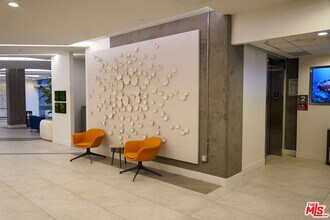 414 N Orange St in Glendale, CA - Foto de edificio - Building Photo