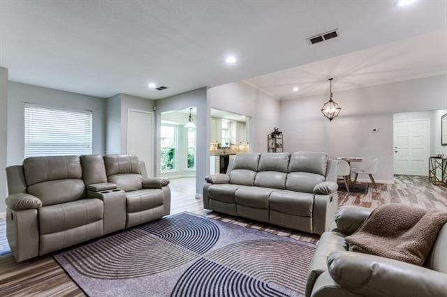 2620 Carmel Dr in Carrollton, TX - Building Photo - Building Photo