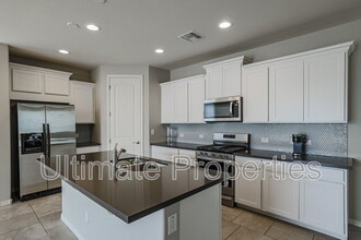 14563 W Dahlia Dr in Surprise, AZ - Building Photo - Building Photo