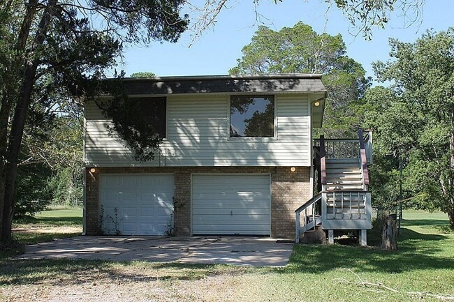 property at 1004 Farm to Market 646 Rd N