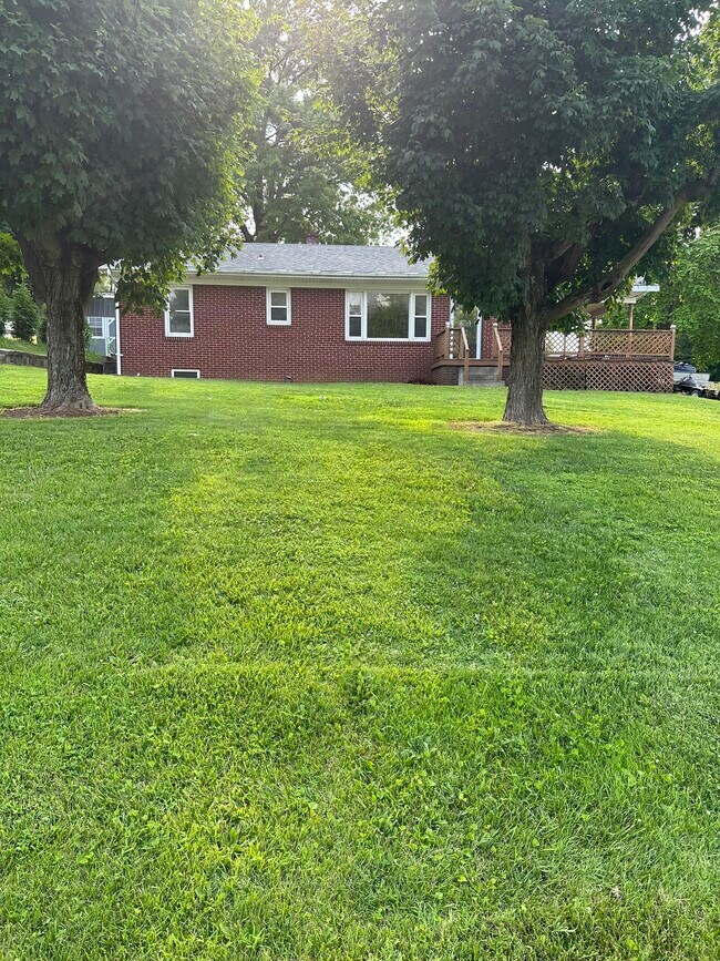 2415 Newton St Rentals in Jasper, IN